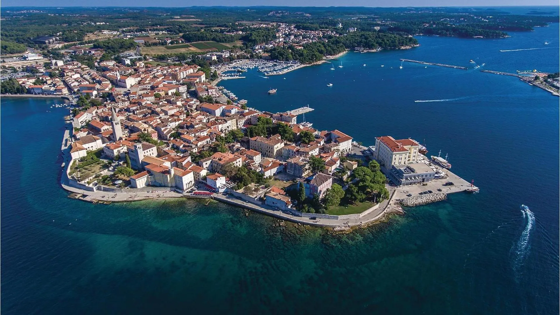 3 Bedroom Gorgeous Apartment In Poreč